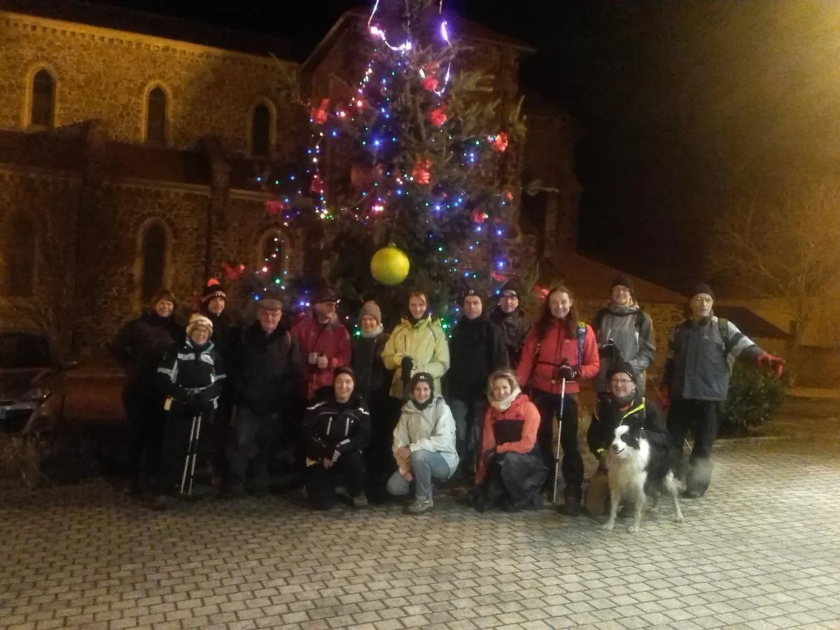 Dom wakacyjny Gite La Grange Des Clarines Cordelle Francja