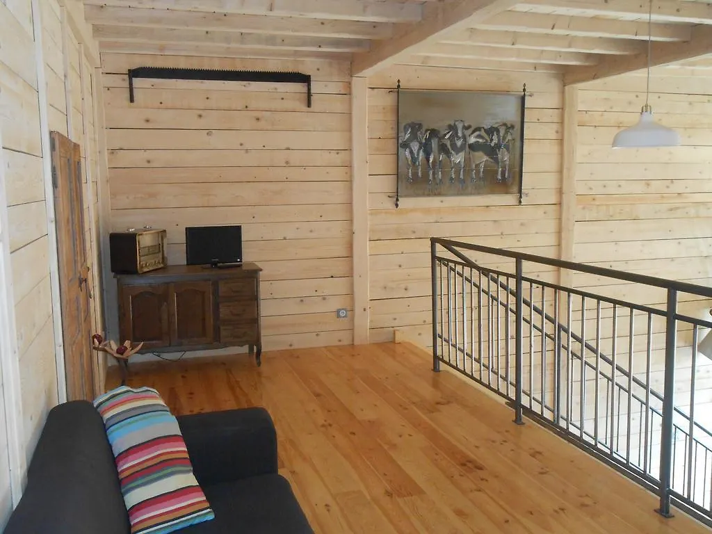 Gite La Grange Des Clarines Cordelle 0*,  France