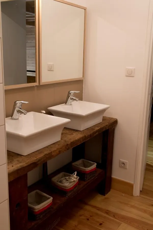 Gite La Grange Des Clarines Cordelle Holiday home